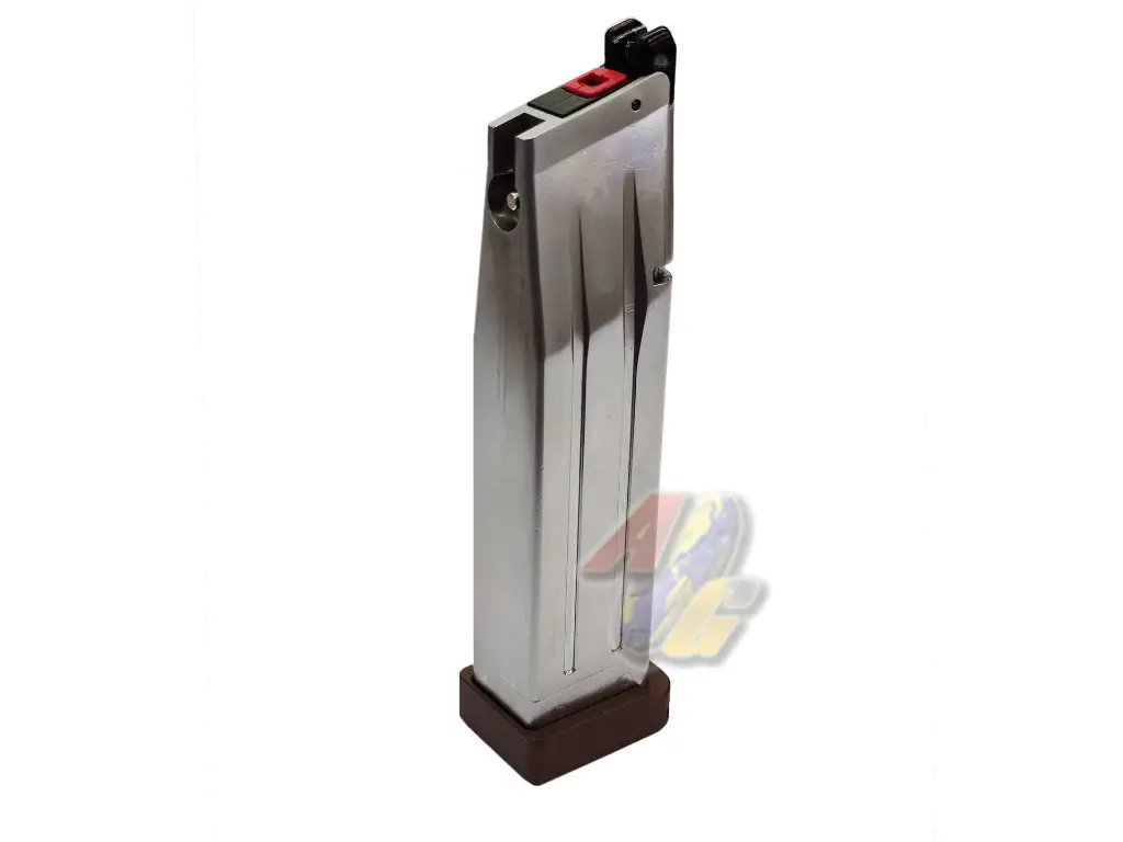 EMG-MAG-0022_2.webp