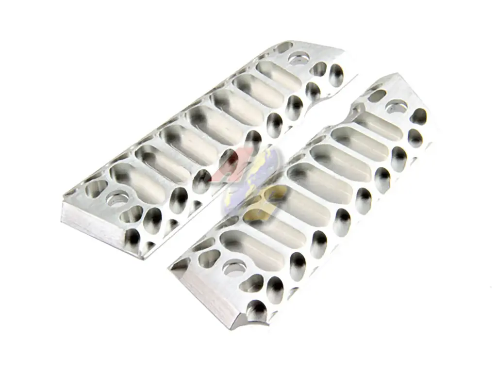 [5KU-GB-437-S] 5KU Aluminum Cobra Pistol Grip Cover for Tokyo Marui M1911 Series GBB (Silver)